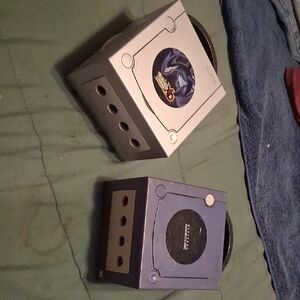 Nintendo GameCube Console Set - Silver and Purple